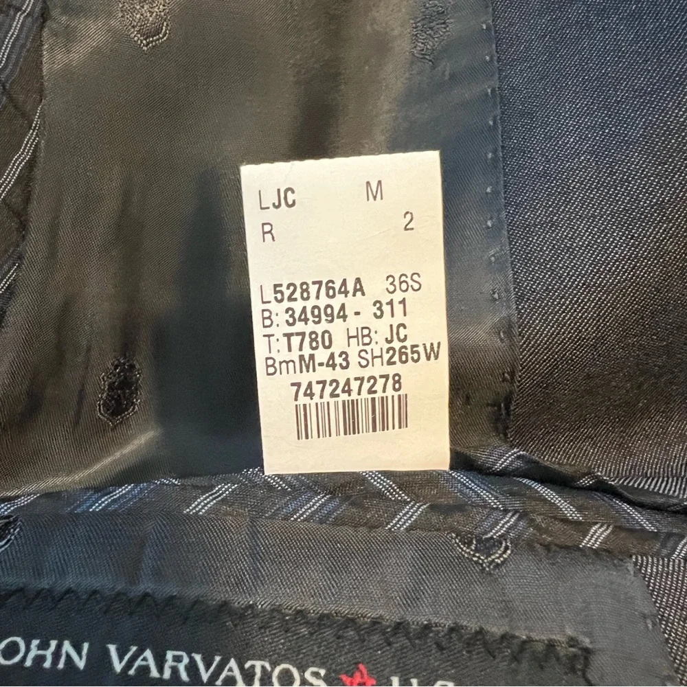 John Varvatos Wool Blazer, 36 Short - Picture 6 of 9